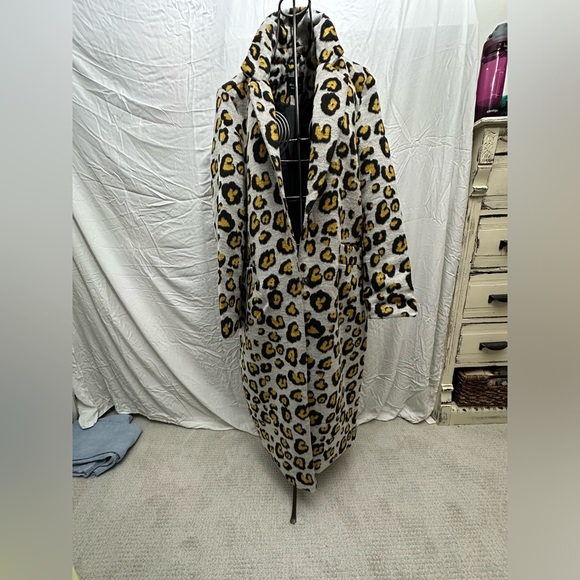 Brave Soul Leopard Print Tall Edie Tailored Long Jacket - Picture 2 of 10